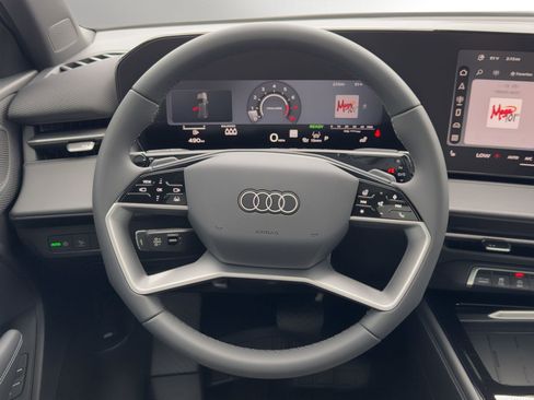 New 2026 Audi Q3 quattro 2.0T w/ Driver Assistance Package AWD/4WD image 17