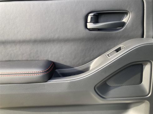 New 2026 Nissan Frontier PRO-4X w/ Pro-4x Convenience Package image 30