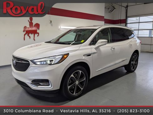 Used 2021 Buick Enclave Essence w/ Sport Touring Edition image 1