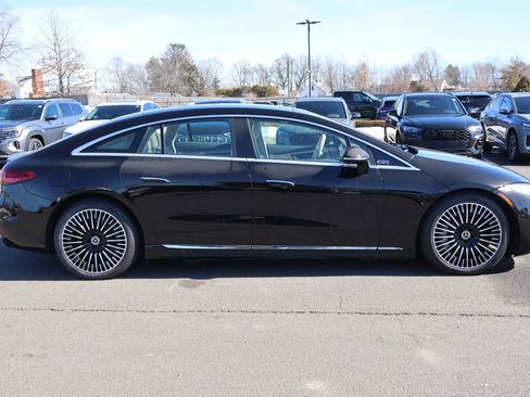 Used 2023 Mercedes-Benz EQS 580 4MATIC Sedan image 4