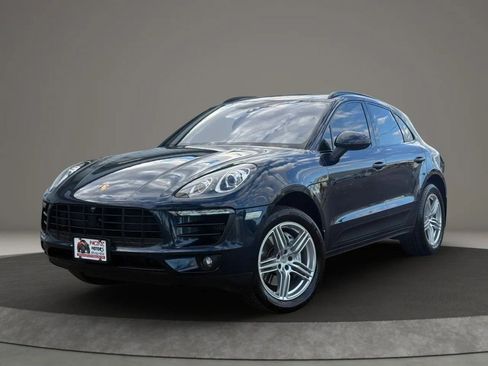 Used 2016 Porsche Macan S AWD/4WD image 2