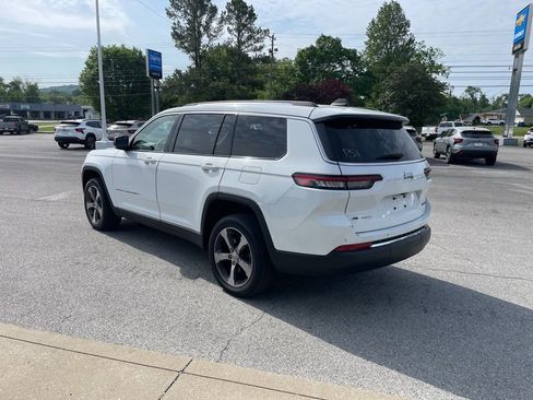 Used 2023 Jeep Grand Cherokee L Limited AWD/4WD image 6