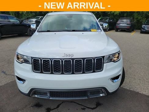 Used 2018 Jeep Grand Cherokee Limited AWD/4WD image 8