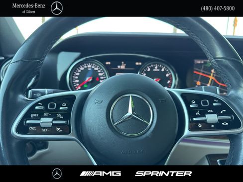 Used 2019 Mercedes-Benz E 300 4MATIC image 28