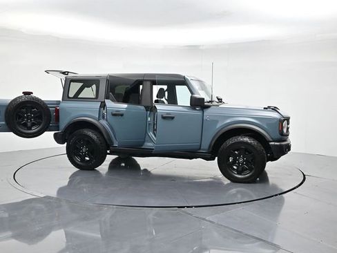 Used 2022 Ford Bronco Black Diamond image 50