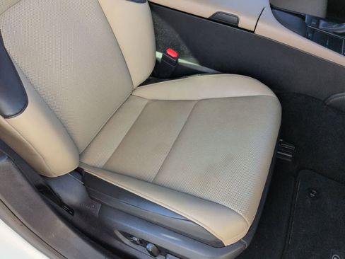 Used 2019 Lexus ES 350 image 19