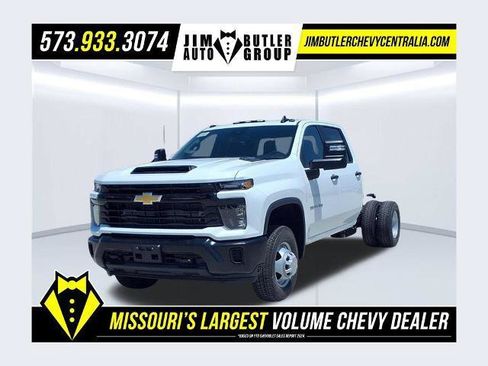 New 2026 Chevrolet Silverado 3500 W/T w/ WT Convenience Package AWD/4WD image 1