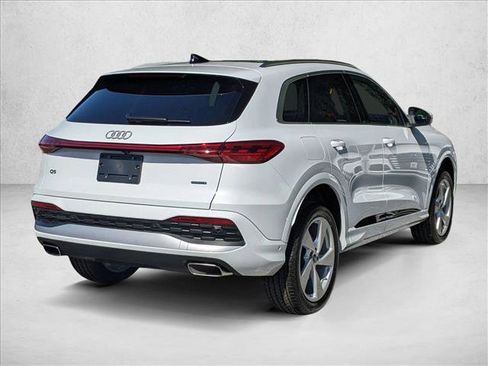New 2025 Audi Q5 Premium Plus image 2