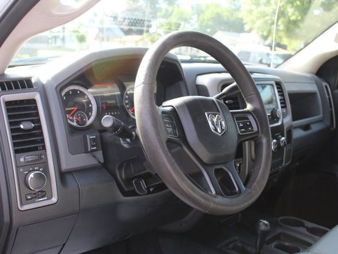 Used 2015 RAM 2500 Tradesman AWD/4WD image 13