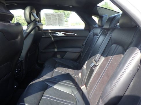 Used 2018 Lincoln MKZ Reserve w/ Climate Package AWD/4WD image 13