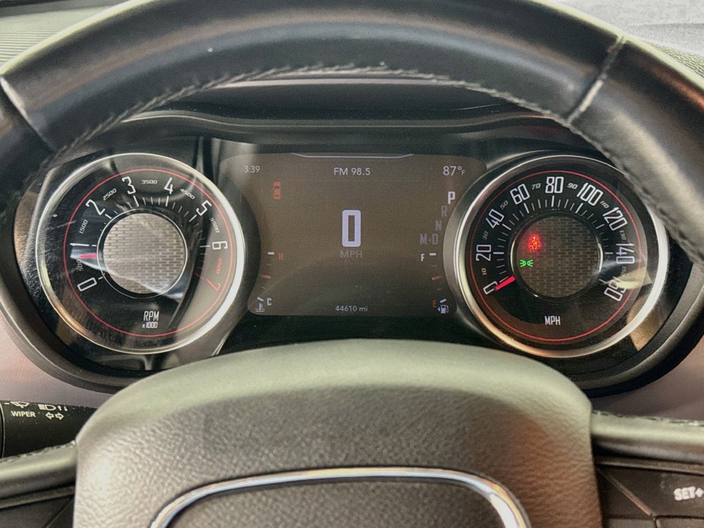 Used 2023 Dodge Challenger SXT RWD image 14