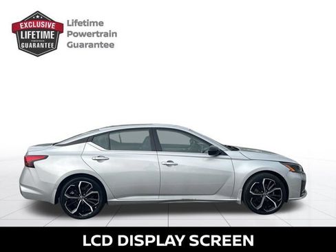 Certified 2023 Nissan Altima 2.5 SR FWD image 7