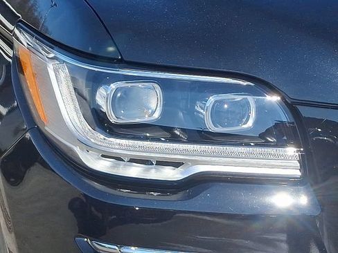 Certified 2024 Lincoln Navigator L Reserve AWD/4WD image 9