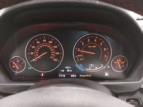 Used 2017 BMW 330i Sedan image 19