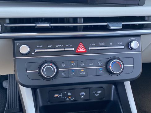 Certified 2026 Hyundai Tucson SE AWD/4WD image 23