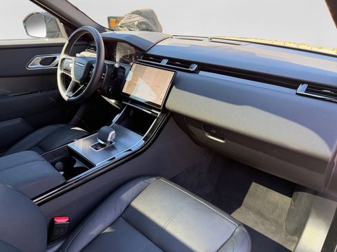 Used 2025 Land Rover Range Rover Velar Dynamic SE image 23