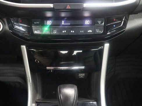 Used 2017 Honda Accord EX-L image 24