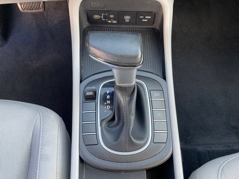 Used 2025 Hyundai Kona SEL FWD image 13