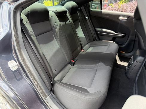 Used 2019 Dodge Charger SXT RWD image 35