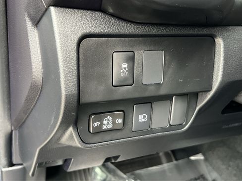 Used 2023 Toyota Tacoma SR AWD/4WD image 30