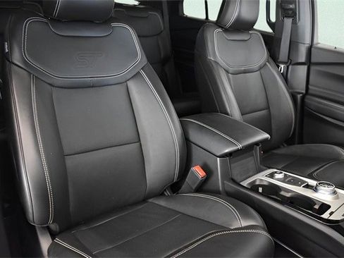 Used 2023 Ford Explorer ST w/ Equipment Group 401A image 6