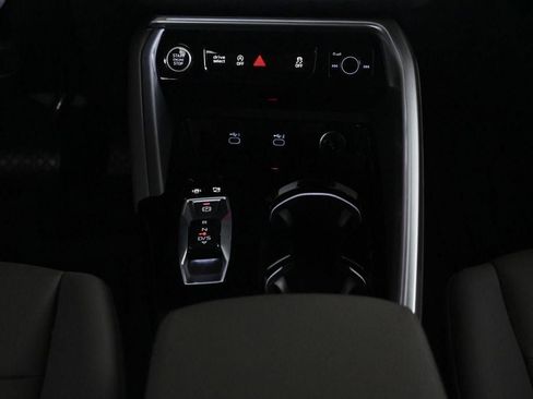 Used 2025 Audi Q5 Premium w/ Convenience Package AWD/4WD image 14