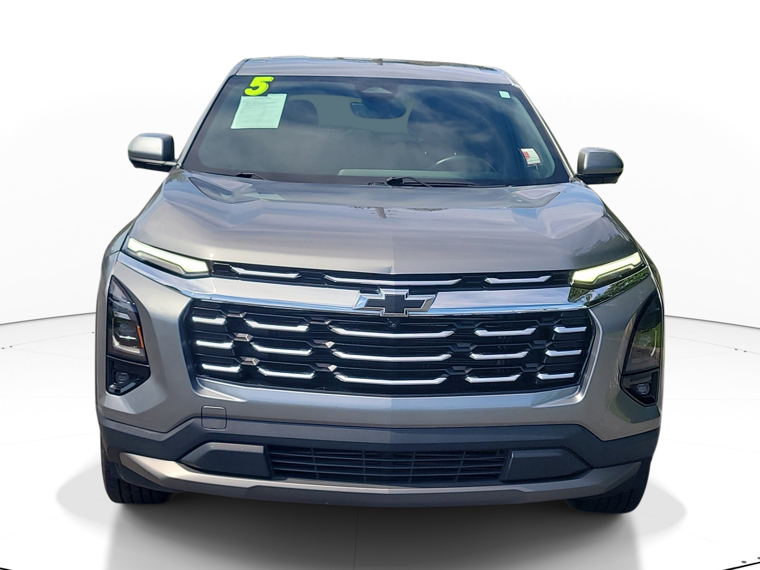 Used 2025 Chevrolet Equinox LT w/ Safety and Technology Package FWD image 2