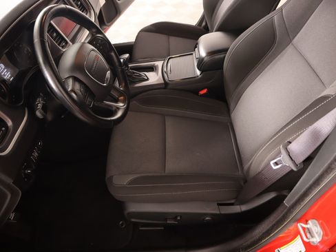 Used 2022 Dodge Charger SXT w/ Blacktop Package image 11