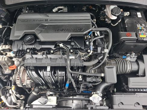 Certified 2024 Hyundai Elantra SEL FWD image 28
