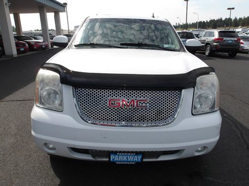Used 2008 GMC Yukon XL Denali AWD/4WD image 8