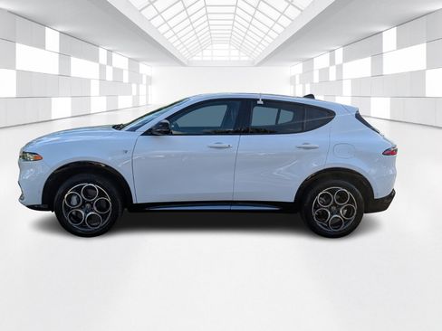 Used 2024 Alfa Romeo Tonale Ti w/ Active Assist Package AWD/4WD image 4