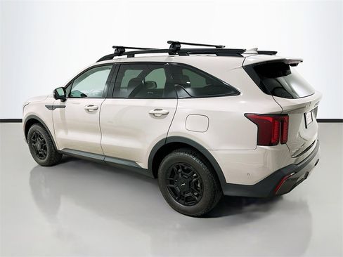 Used 2024 Kia Sorento SX Prestige image 5