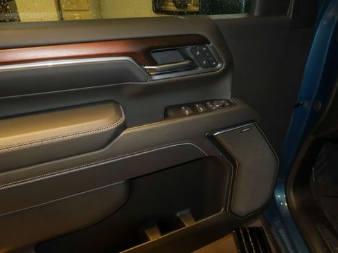 New 2026 GMC Sierra 2500 Denali w/ Denali Reserve Package image 10