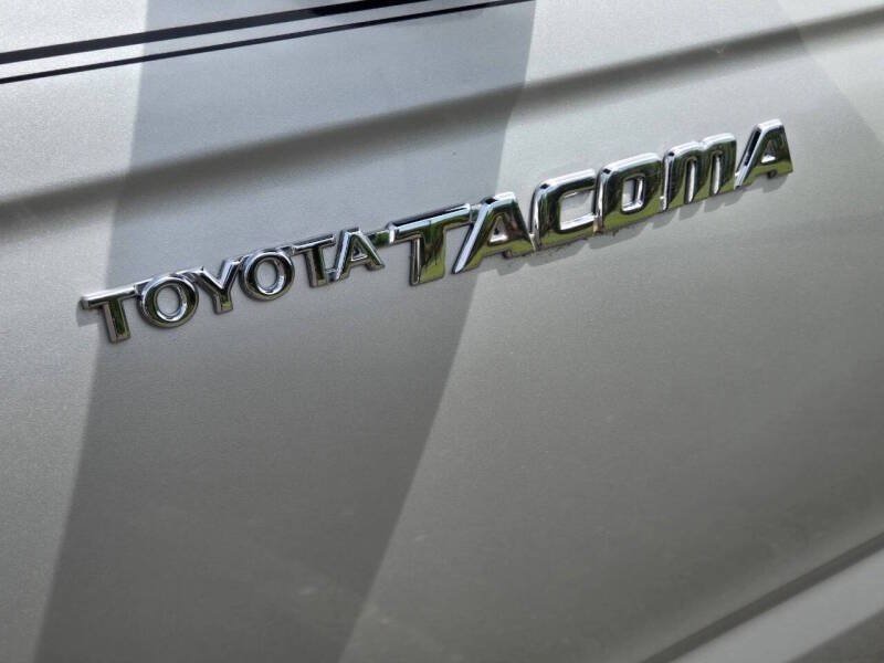 Used 2002 Toyota Tacoma 2WD Regular Cab w/ Enhancement Pkg image 1
