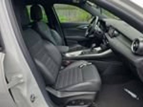 Used 2024 Alfa Romeo Tonale Veloce AWD/4WD image 11