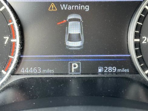 Used 2023 Nissan Altima 2.5 SR w/ SR Premium Package image 12