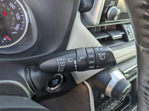 Used 2019 Toyota RAV4 XLE Premium image 37