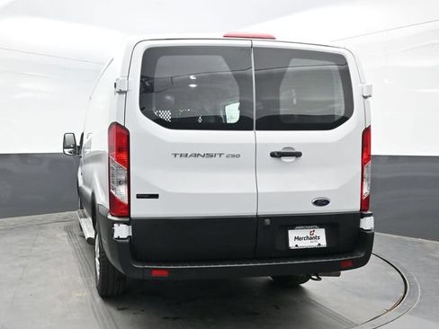 Used 2025 Ford Transit 250 Low Roof w/ Exterior Upgrade Package RWD image 5