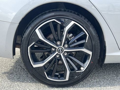 Used 2024 Nissan Altima 2.5 SR image 29