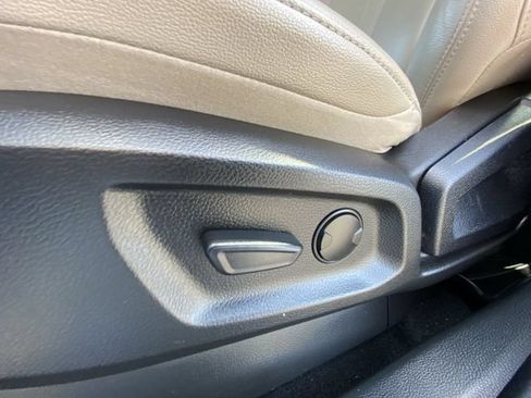 Used 2023 Ford Ranger Lariat w/ FX4 Off-Road Package AWD/4WD image 12