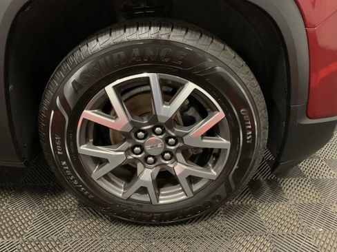 Used 2020 GMC Acadia SLE image 20