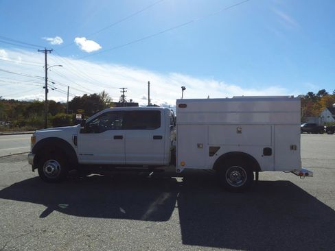 Used 2017 Ford F350 XLT w/ Snow Plow Prep Package image 9
