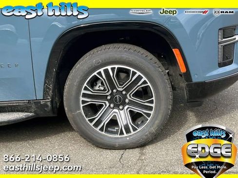 New 2026 Jeep Grand Wagoneer 4WD w/ Premium Group I image 3