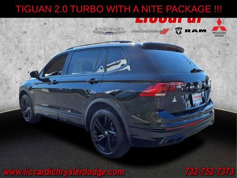 Used 2024 Volkswagen Tiguan SE R-Line image 4