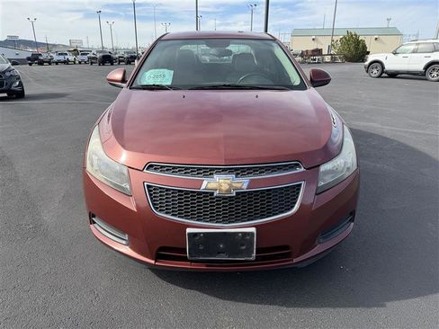 Used 2013 Chevrolet Cruze LT image 3