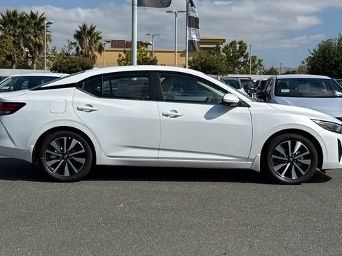New 2025 Nissan Sentra SV w/ SV Premium Package image 3