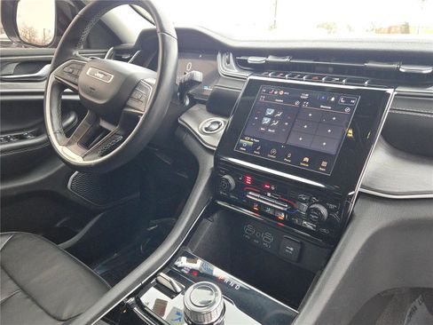 Used 2021 Jeep Grand Cherokee L Limited image 8