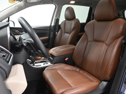 Used 2019 Subaru Ascent Touring AWD/4WD image 6
