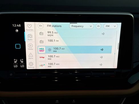 New 2026 Volkswagen Atlas Cross Sport SEL R-Line image 32