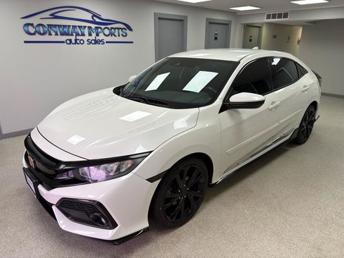 Used 2019 Honda Civic Sport image 2